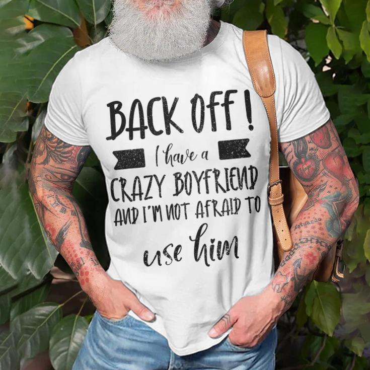 Ich habe einen verrückten Freund T-Shirt, Lustiges Outfit für Paare Geschenke für alte Männer