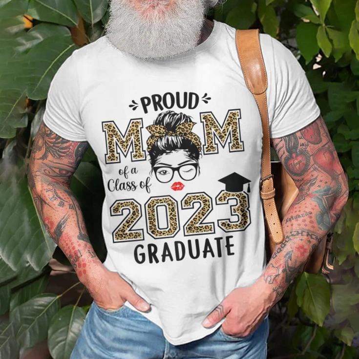 Proud Mom Of A 2023 Graduate Leopard Print Messy Bun Senior Gift For Womens Unisex T-Shirt Gifts for Old Men