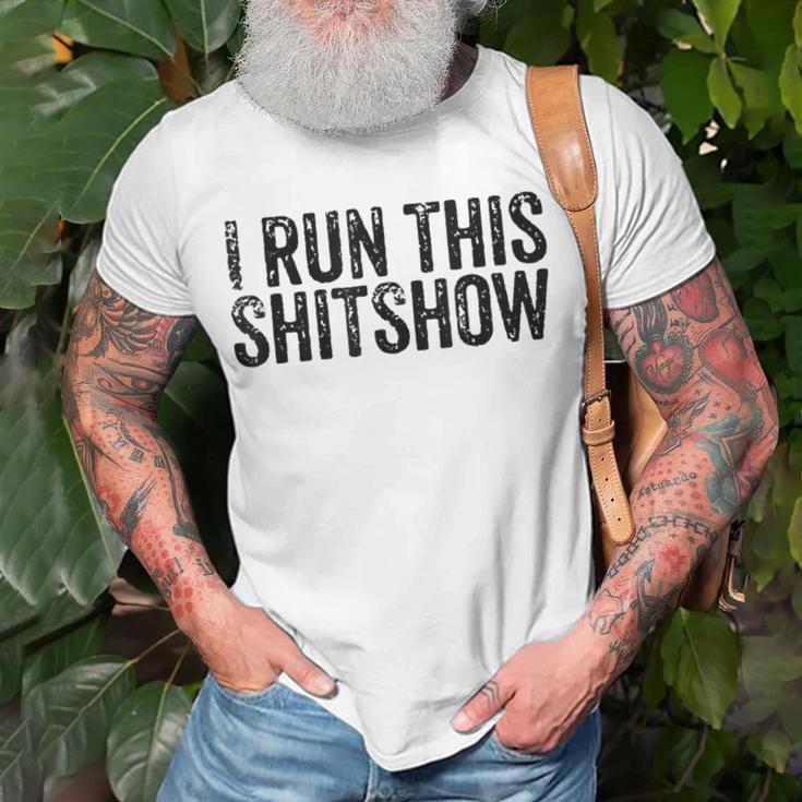 I Run This Shitshow Sarcastic Dad Mom Life Vintage T-Shirt Gifts for Old Men