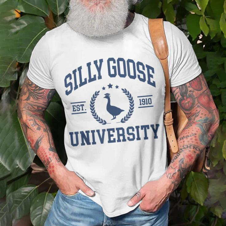 Silly Goose University Funny Goose On The Loose Funny Saying Unisex T-Shirt Gifts for Old Men