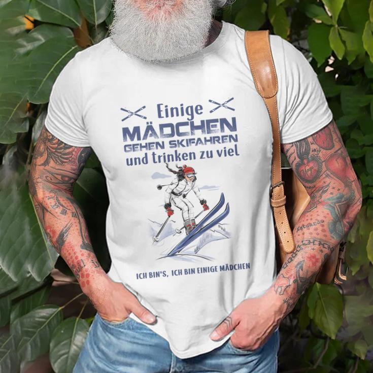 Skifahren Und Trinken V2 T-Shirt Geschenke für alte Männer