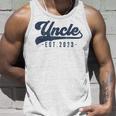 Mens Uncle Est 2023 Uncle To Be Gifts New Uncle Unisex Tank Top Gifts for Him