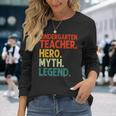 Kindergarten Lehrer Held Mythos Legende Vintage Lehrertag Langarmshirts Geschenke für Sie