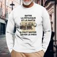 Entre La Pétanque Et Le Pastis Long Sleeve T-Shirt Geschenke für alte Männer