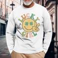 Lucky St Patricks Day Retro Smiling Face Shamrock Hippie Long Sleeve T-Shirt T-Shirt Gifts for Old Men