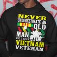 Never Underestimate An Old Man - Patriotic Vietnam Veteran Hoodie Funny Gifts