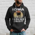 Iowa Dairy Farmer Legend Hoodie mit Retro-Sonnenuntergang & Kuhmotiv Geschenke für Ihn