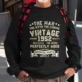 Funny Man Myth Legend 1952 70Th Birthday For 70 Years Old Sweatshirt Gifts for Old Men