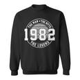 1982 The Man Myth Legend Vintage Men Funny 40Th Birthday Gift For Mens Sweatshirt