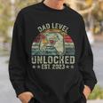 Retro Dad Level Unlocked Est 2023 - Funny New Dad Sweatshirt Gifts for Him