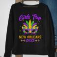 Girls Trip New Orleans 2023 Costume Mardi Gras Mask Beads Sweatshirt Gifts for Old Women