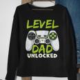 Mens Funny Dad Fathers Day Pregnancy Announcement Dad To Be Sweatshirt Gifts for Old Women