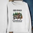 Lustiges Camping Sweatshirt Geh Raus, frisst dich ein Bär, Spruch Tee Geschenke für alte Frauen