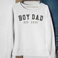 Mens Boy Dad Est 2023 Dad To Be Gifts Fathers Day New Baby Boy Sweatshirt Gifts for Old Women