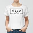 Mom Est 2023 Promoted To Mother 2023 First Mothers Day Gift For Womens Women T-shirt