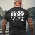Soon Daddy 2023 Promoted To Dad 2023 Dada Men's Back Print T-shirt Gifts for Old Men
