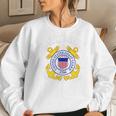Womens Womens US Coast Guard Proud Aunt With American Flag Women Crewneck Graphic Sweatshirt Gifts for Her