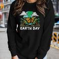Womens Earth Day Monarch Butterfly Cute Environment Men Women Kids Women Long Sleeve T-shirt Gifts for Her