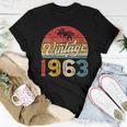 Womens Funny 60 Years Old Vintage 1963 Men And Women 60Th Birthday Women T-shirt Funny Gifts