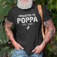 Promoted To Poppa Est2021 Pregnancy Baby Gift New Poppa Old Men T-shirt Gifts for Old Men