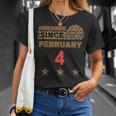 Awesome Since 4. Februar T-Shirt mit Leopardenmuster Vintage Geburtstag Geschenke für Sie