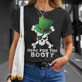 St Patricks Day Pirate Naughty Humor Booty T-Shirt Gifts for Her