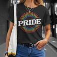 Unisex Schwarzes T-Shirt, Regenbogen PRIDE Schriftzug, Mode für LGBT+ Geschenke für Sie