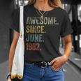 Vintage 1982 40Th Birthday Awesome Since June 1982 T-Shirt Gifts for Her