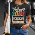 Vintage 2001 Wedding Anniversary Born In 2001 Birthday Party T-Shirt Gifts for Her
