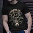 65 Geburtstag Geschenk Mann Mythos Legende Dezember 1957 T-Shirt Geschenke für Ihn