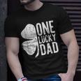 Mens One Lucky Dad Vintage St Patrick Day T-Shirt Gifts for Him