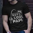Mens Vintage Reel Cool Papi Fishing Dad Grandpa Fathers Day V2 T-Shirt Gifts for Him