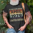 Born April 1979 Limited-Edition 40Th Birthday Unisex T-Shirt Gifts for Old Men