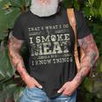 I Smoke Meat And I Know Things Funny Bbq Chef Grill Dad Unisex T-Shirt Gifts for Old Men