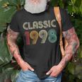 Klassisch 1998 Vintage 25 Geburtstag Geschenk Classic T-Shirt Geschenke für alte Männer