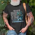 Klaus T-Shirt Personalisiert, Mehrseitiger Spruch und Blaues Fantasiemotiv Geschenke für alte Männer