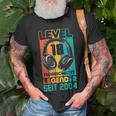 Level 18 Jahre Geburtstags Junge Gamer 2004 Geburtstag V3 T-Shirt Geschenke für alte Männer