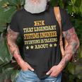 Lustiges Mitarbeiter Systemingenieur T-Shirt, Ingenieur Humor Geschenke für alte Männer