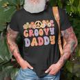 Retro Groovy Daddy And Vintage Family Retro Dad Birthday T-Shirt Gifts for Old Men