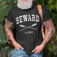 Seward Alaska Vintage Nautical Crossed Oars T-shirt Gifts for Old Men