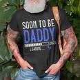Soon To Be Daddy Est2023 New Dad Pregnancy Gift For Mens Unisex T-Shirt Gifts for Old Men