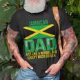 Mens Vintage Jamaican Dad Jamaica Flag For Fathers Day T-Shirt Gifts for Old Men